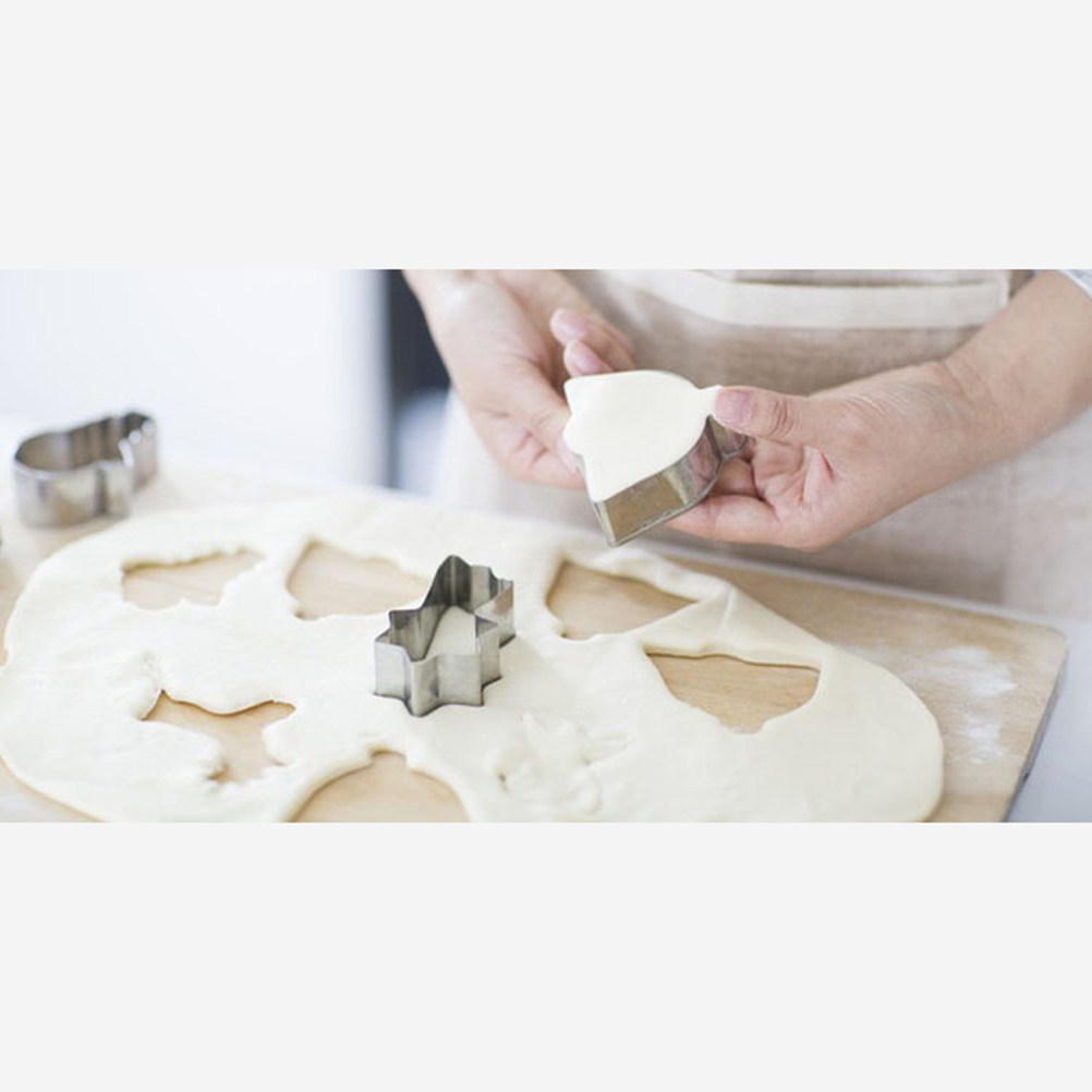 Set di 4 Stampi per Biscotti a - Kitchen Baking Tray Set recensione e prezzo